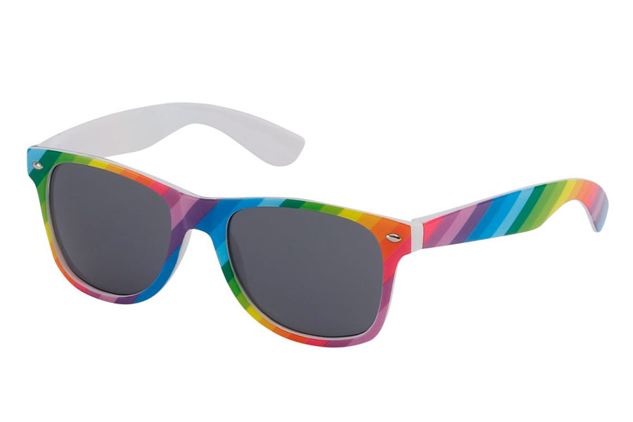 Solbriller i regnbuens farver. Perfekt til fx. gay pride. | 