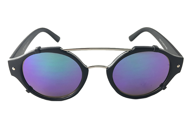 rund solbrille med changerende spejlglas i grønne-blå farver | festival-solbriller