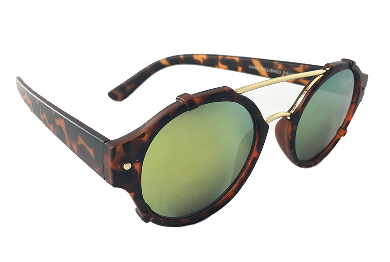fed rund solbrille med mat stel og farvet changerende spejlglas. Køb dem online her i vores solbrille webshop. | festival-solbriller-2