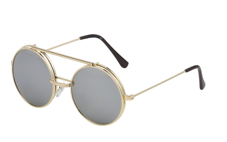 Guldfarvet rund metal brille med klart glas, uden styrke med flip up solbrille i sølvfarvet spejlglas.  | solbriller_maend