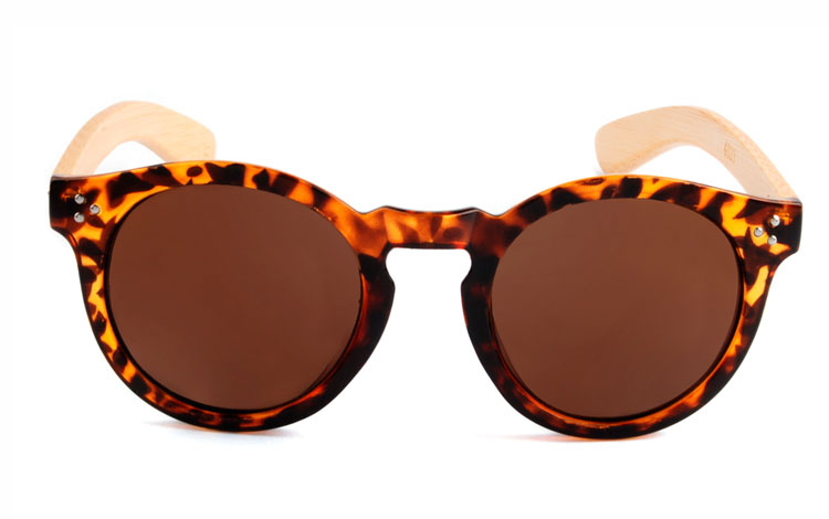 Flot rund solbrille i leopard / skildpadde brunt stel med lyse bambus stænger  | solbriller_kvinder-2
