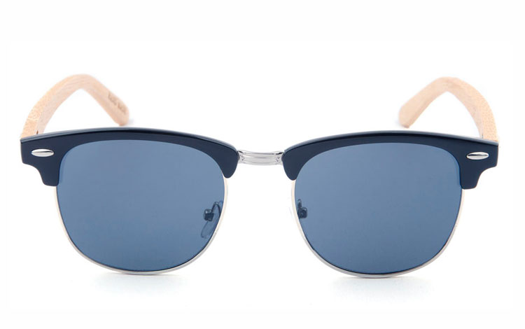 Clubmaster solbrille i sort design med lyse bambus stænger  | tr%C3%A6-solbriller-bambus-2