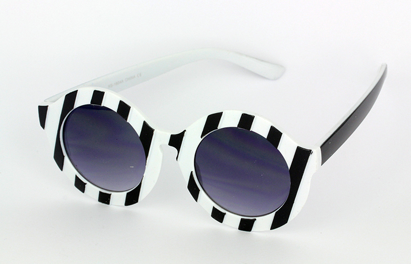 Stor rund solbrille i sort/hvid | runde_solbriller