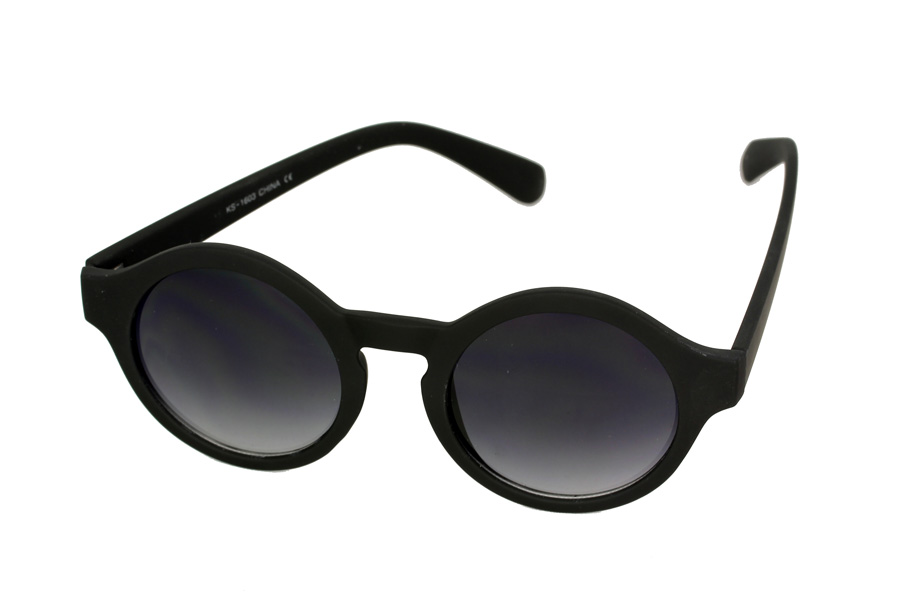 Mat sort enkelt solbrille i rundt design | runde_solbriller