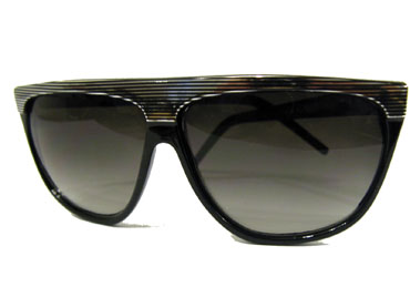 Sort retro / vintage solbrille med sølv striber. Fedt design | retro_vintage_solbriller