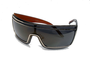 Solbrille m/metal detaljer. Brune brede stænger | search
