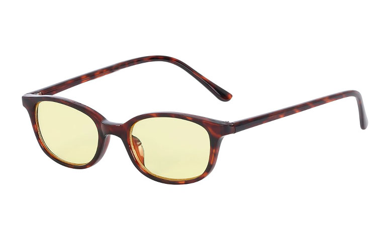 Mørk rød-brunt skildpadde / leopard solbrille med lysegule glas. Det gule glas giver et lyst og behageligt udsyn. | solbriller-farvet-glas