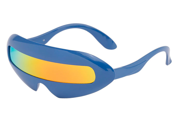 Fed solbrille i Star Trek design. Denne model er også kendt fra Marvelous Mosell. Solbrillen er i blank blå med multifarvet glas i rød-gul-orange farver. | billige-solbrille-nyheder