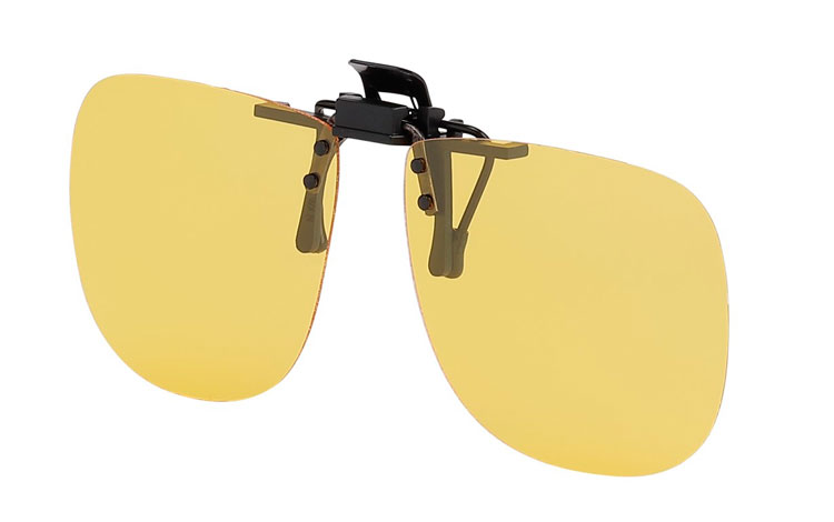 Stor firkantet clip-on solbriller med runde hjørner med gule polaroid glas, den perfekte clip-on kørebrille. Clip-on solbrillerne kan du sætte oven på dine almindelige briller. | clip-on-solbriller