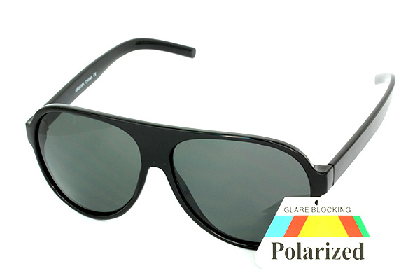 Sort polaroid solbrille i enkelt flot aviator design | search