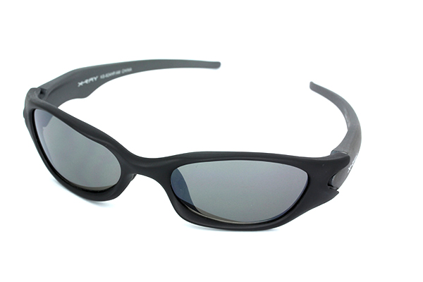 Sporty solbrille til mænd i sort med mærket X-ray  | search