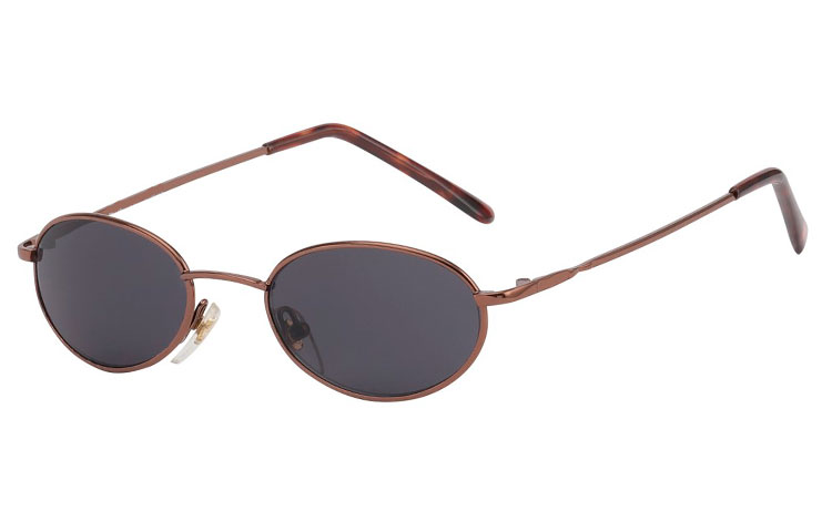 Smal oval moderigtig solbrille i bronze farvet stel  | retro_vintage_solbriller