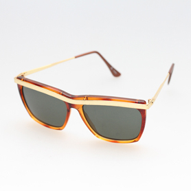 BIILIG Lysbrun skildpadde solbrille m/ mat guldmetal øverst. Små skønhedsfejl i metal, derfor billig. | retro_vintage_solbriller