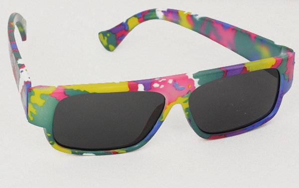 Farverige børne solbriller med god Uv beskyttelse | search