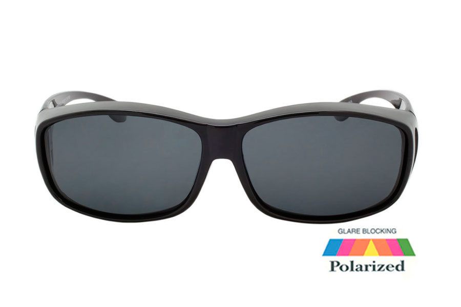 Polaroid Fit-Over solbriller i sort stel med bløde former. Til dig der gerne vil bruge solbriller selvom du bruger briller.  | solbriller_kvinder-2