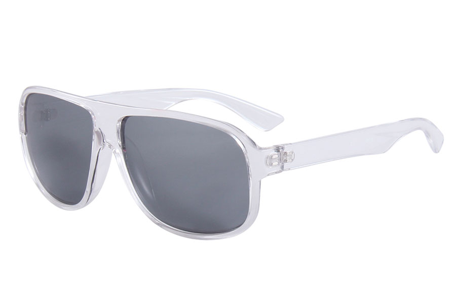 Gennemsigtig farvet solbrille med sølvfarvet spejlglas. Formen er en pilot solbrille i karftig plastik med runde hjørner. | millionaire_aviator_solbriller