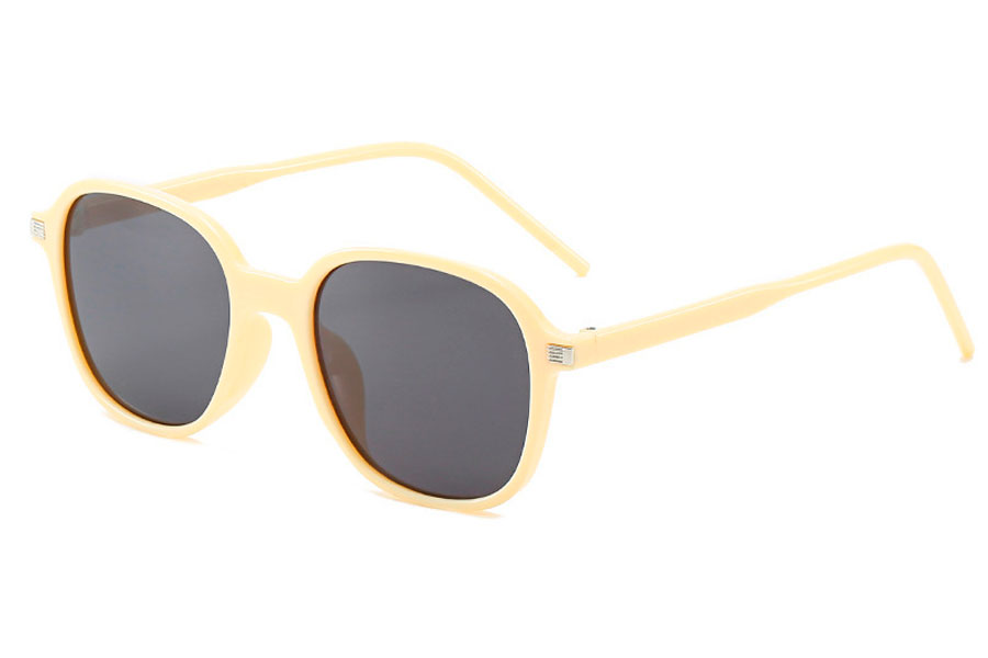 Fræk hippie solbrille i cremefaret design. Få den i 4 andre farver, kun 129 kr.  | firkantet-solbriller