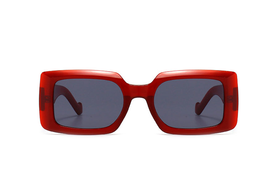 Solbrille fra tidens stil ikoner som bla. Audrey Hepburn, Grace Kelly og Jackie Kennedy | firkantet-solbriller-2