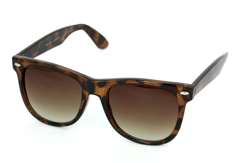 Billig wayfarer solbrille i tortoise / skildpadde brun. En af de bedst sælgende år efter år | enkelt-klassisk-design