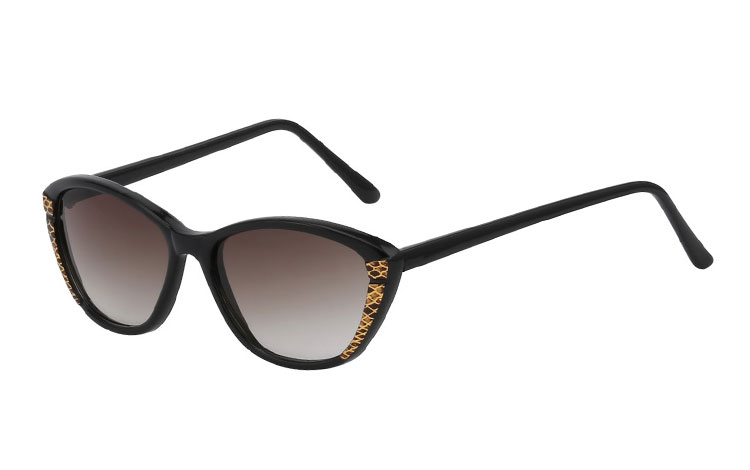  Smuk cateye solbrille. Sort med guld  - Design nr. 3412
