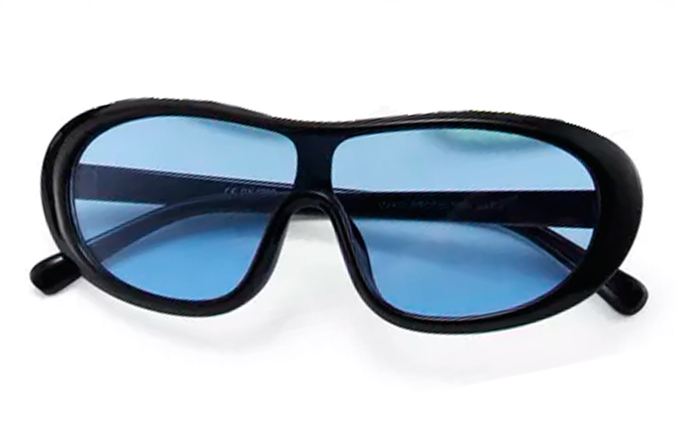 Fræk retro inspireret modesolbrille med ét glas med blå glas. - Design nr. 4446