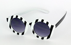 Stor rund solbrille i sort og hvid - Design nr. 1038