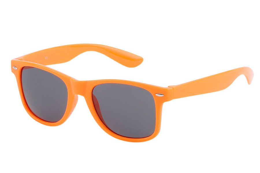 Orange solbrille med mørke linser. - Design nr. 3827