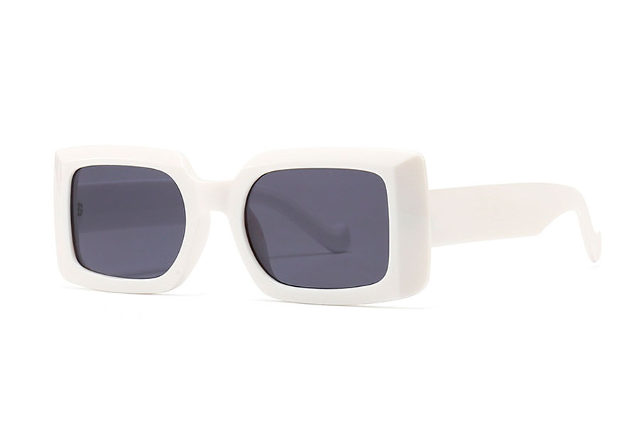 Hvid firkantet Solbrille i retro design. - Design nr. 4292