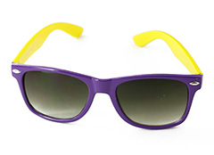 wayfarer solbrille i lilla med gule stænger - Design nr. 904